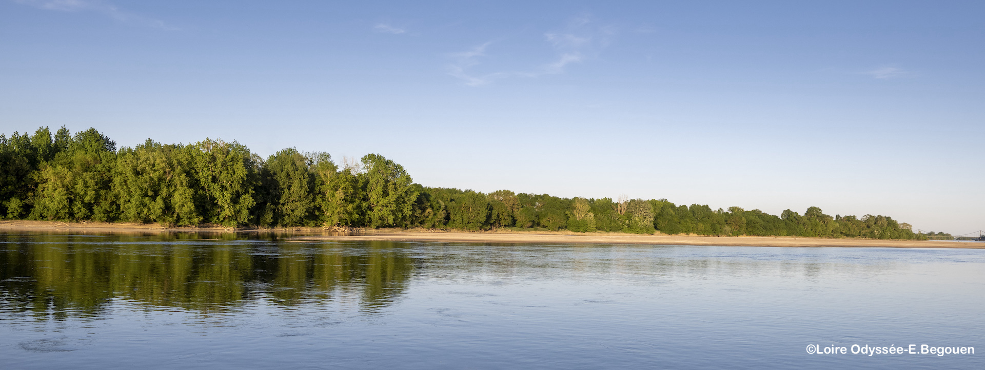 balade-fluviale-loire-odyssee-la-menitre