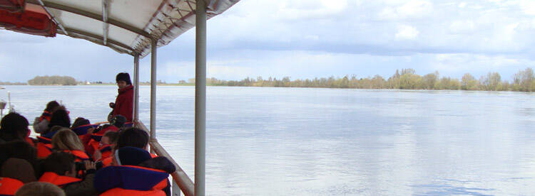 Eleves en croisière avec Loire Odyssée